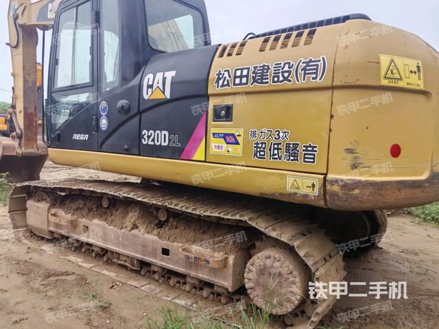 卡特彼勒320D2液压挖掘机