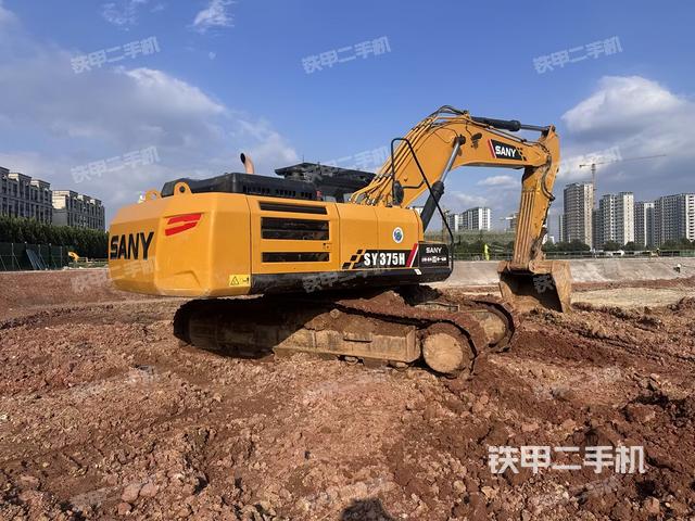 三一重工SY375H挖掘机