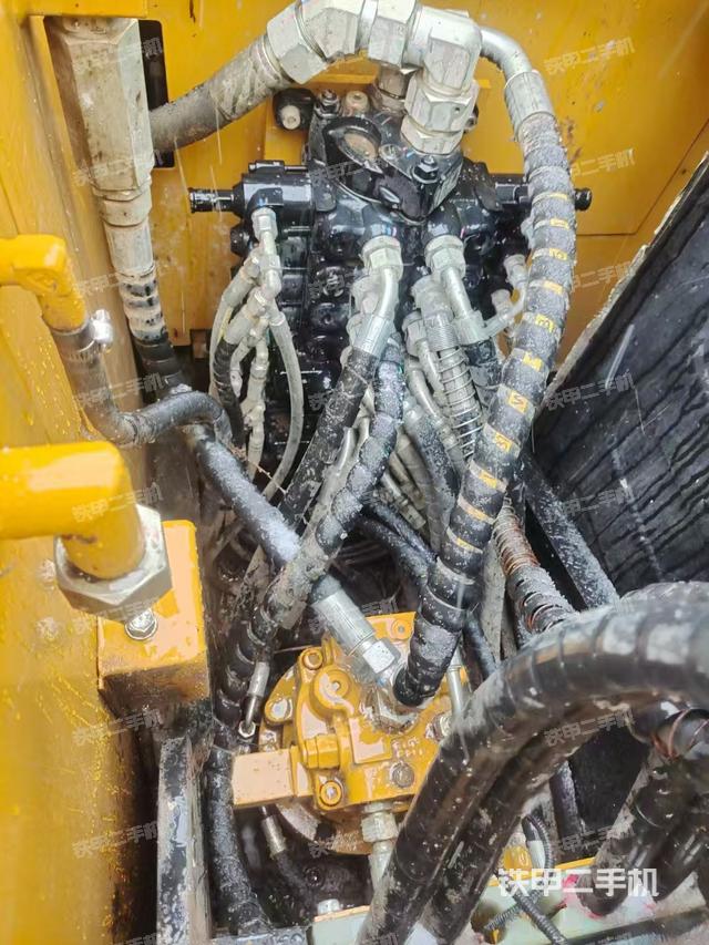 发动机整体俯视（整机外观）