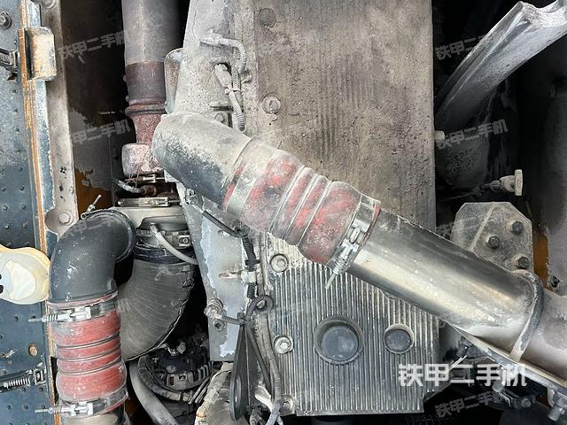 發(fā)動機整體俯視(整機外觀) 發(fā)動機整體俯視(整機外觀)