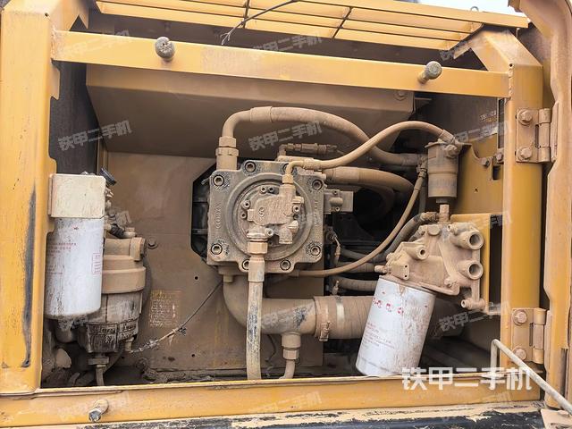 液压泵室(大件舱室) 液压泵室(大件舱室)