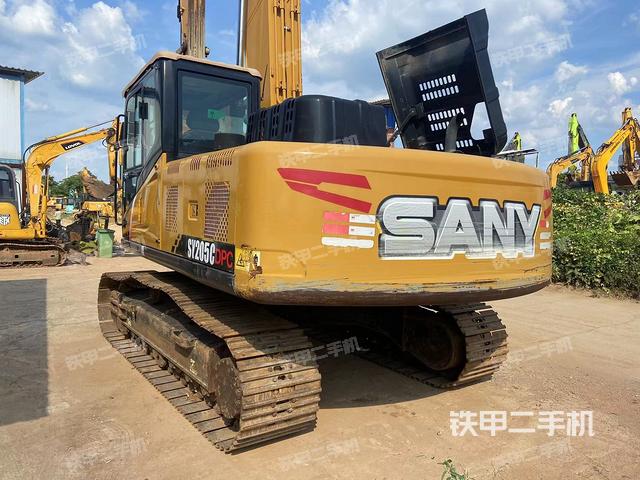 整機(jī)右后45°(整機(jī)外觀) 整機(jī)右后45°(整機(jī)外觀)