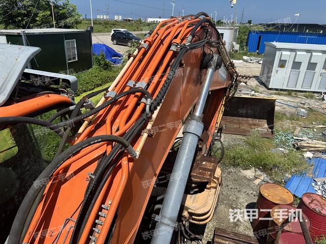 大臂油缸整體?豎拍（工作和回轉裝置）