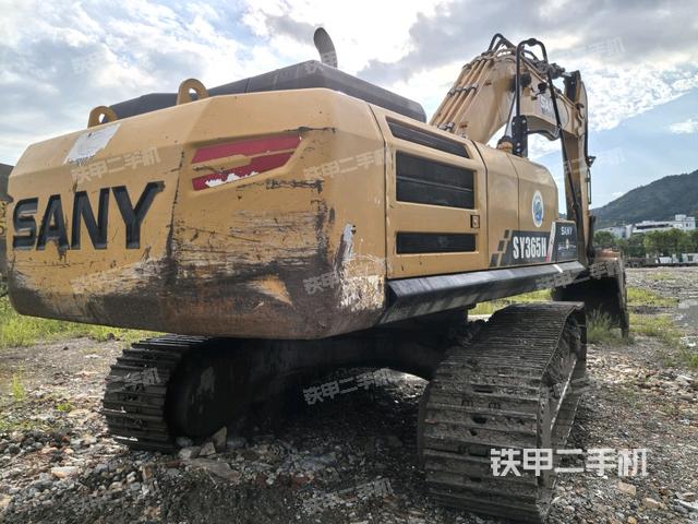 右后45(整機(jī)外觀) 右后45(整機(jī)外觀)