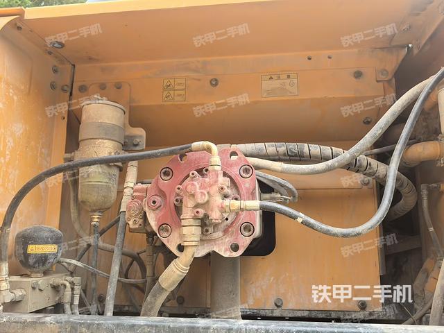 液压泵室(大件舱室) 液压泵室(大件舱室)