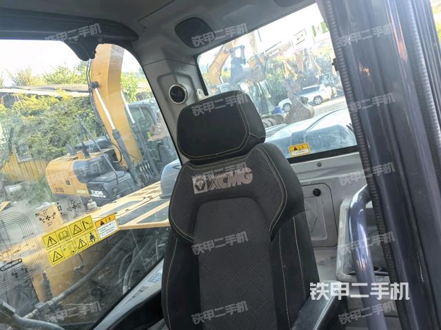 座椅后部(驾驶室部分) 座椅后部(驾驶室部分)