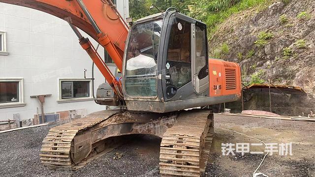 日立ZX200-3挖掘机
