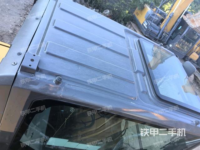 發(fā)動(dòng)機(jī)室(上車部件) 發(fā)動(dòng)機(jī)室(上車部件)