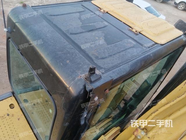 駕駛室頂部俯視(上車部件) 駕駛室頂部俯視(上車部件)