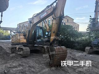 徐工XE135GA挖掘机实拍图片