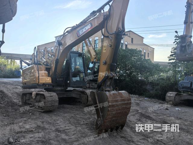 徐工XE135GA挖掘机