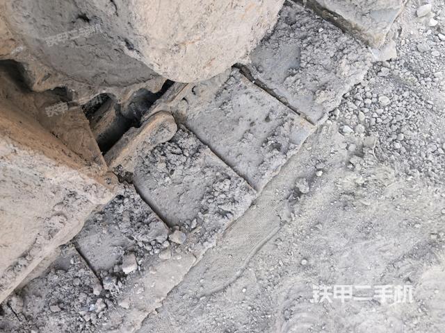 右驱动轮(行走机构) 右驱动轮(行走机构)