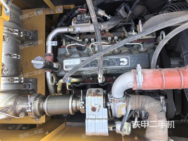水箱+風(fēng)扇特寫(上車部件) 水箱+風(fēng)扇特寫(上車部件)
