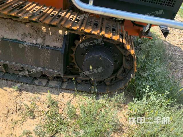 整机右侧(设备外观及核心部件) 整机右侧(设备外观及核心部件)