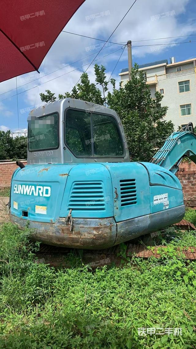 整机右后45°(整机外观) 整机右后45°(整机外观)