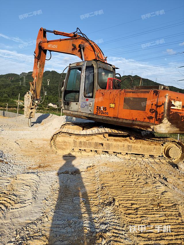 整機(jī)右后45°(整機(jī)外觀) 整機(jī)右后45°(整機(jī)外觀)