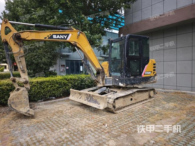 三一重工SY60C挖掘机