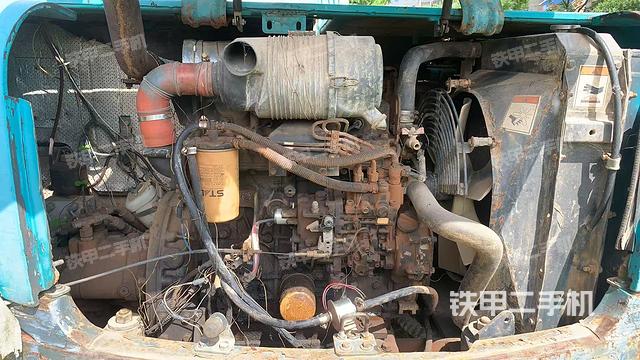 发动机整体俯视(整机外观) 发动机整体俯视(整机外观)