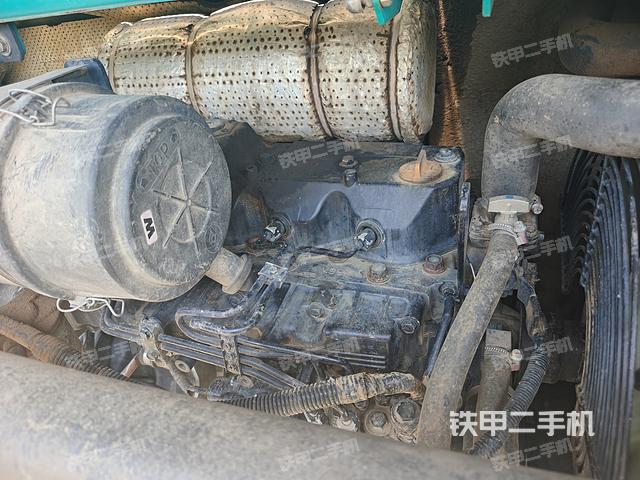 發(fā)動機整體俯視(整機外觀) 發(fā)動機整體俯視(整機外觀)
