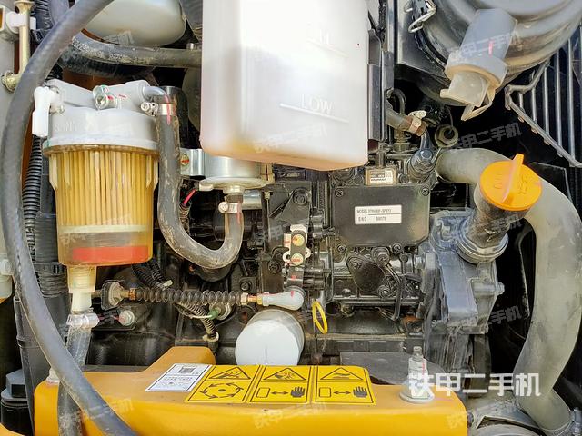 发动机整体俯视(整机外观) 发动机整体俯视(整机外观)