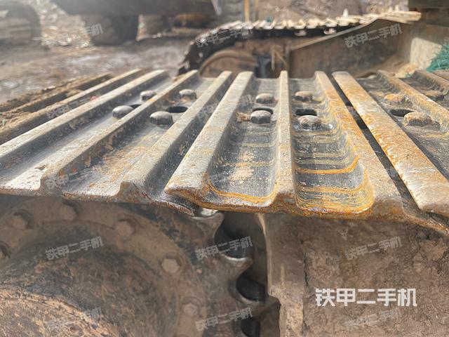 单侧履带整体（整机外观）