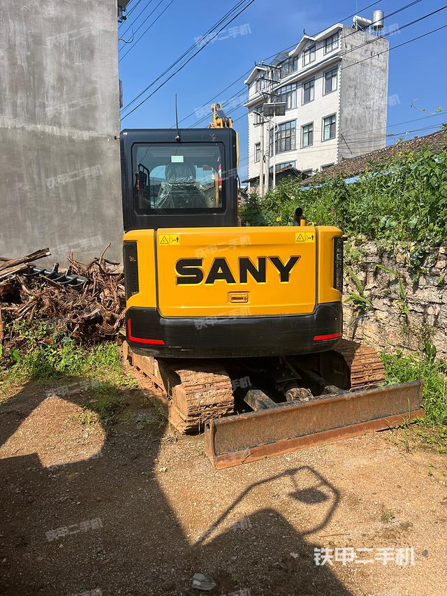 整机右后45°(整机外观) 整机右后45°(整机外观)