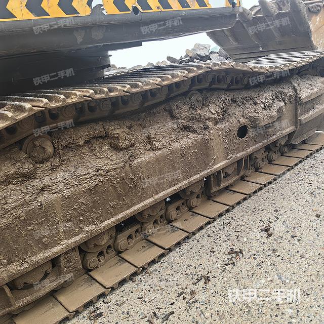 单侧履带整体（整机外观）