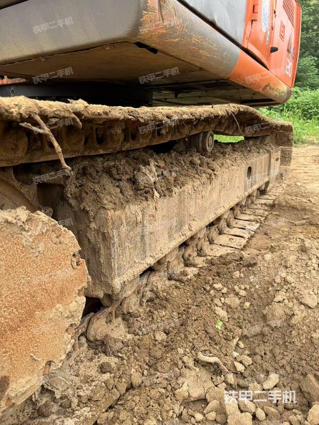 单侧履带整体（整机外观）