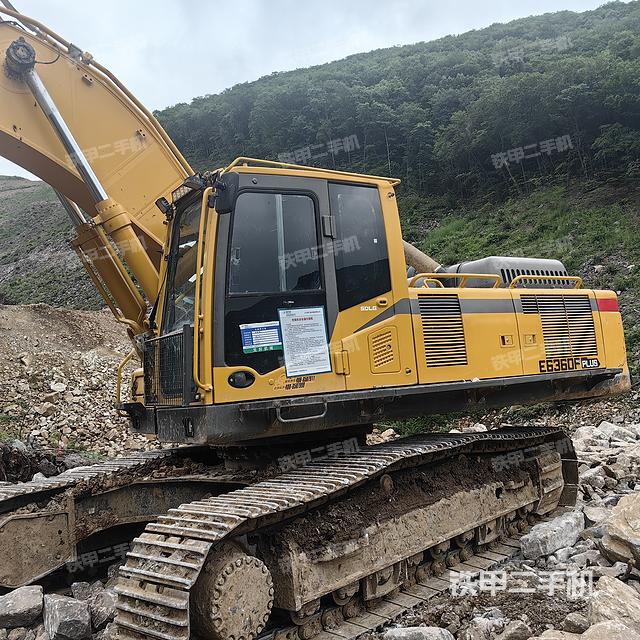 山東臨工E6360F PLUS挖掘機(jī)