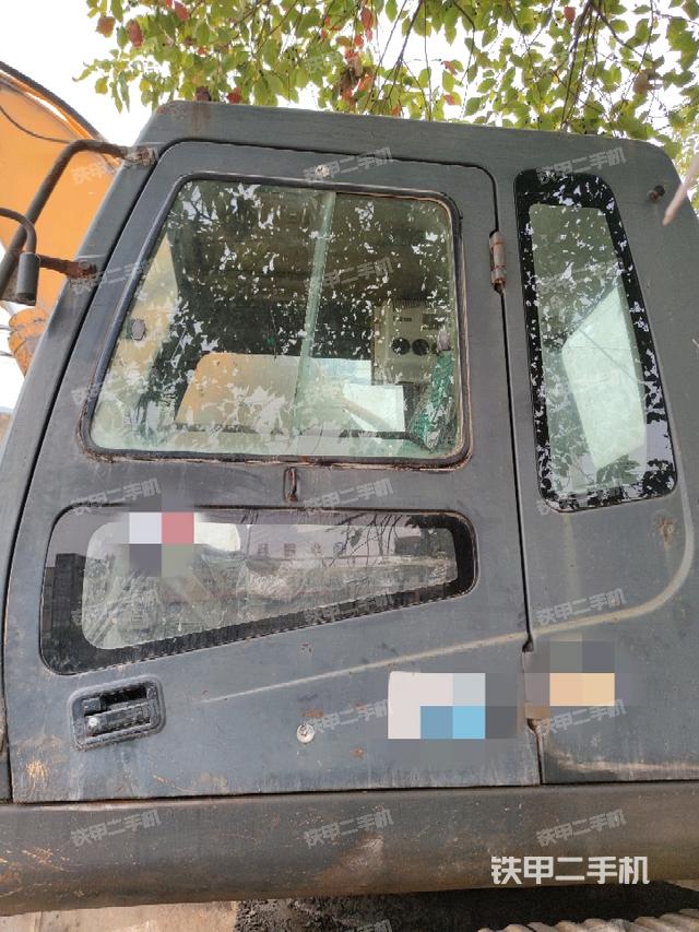 駕駛室正側(cè)（駕駛室部分）