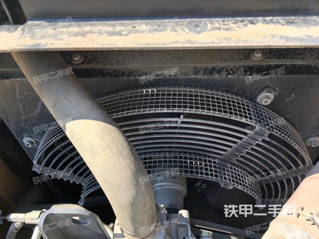 水箱+風(fēng)扇特寫(xiě)(上車(chē)部件) 水箱+風(fēng)扇特寫(xiě)(上車(chē)部件)