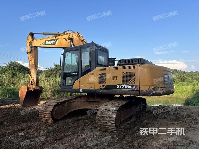 整机右后45°(整机外观) 整机右后45°(整机外观)