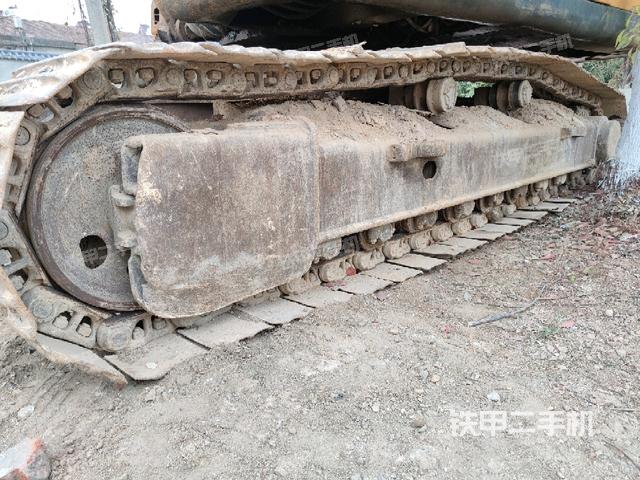 左側(cè)履帶整體?（行走機構(gòu)）