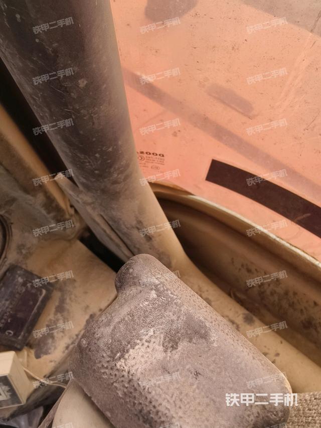 后窗玻璃角标(驾驶室部分) 后窗玻璃角标(驾驶室部分)