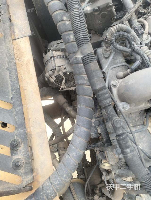 发动机整体俯视（整机外观）