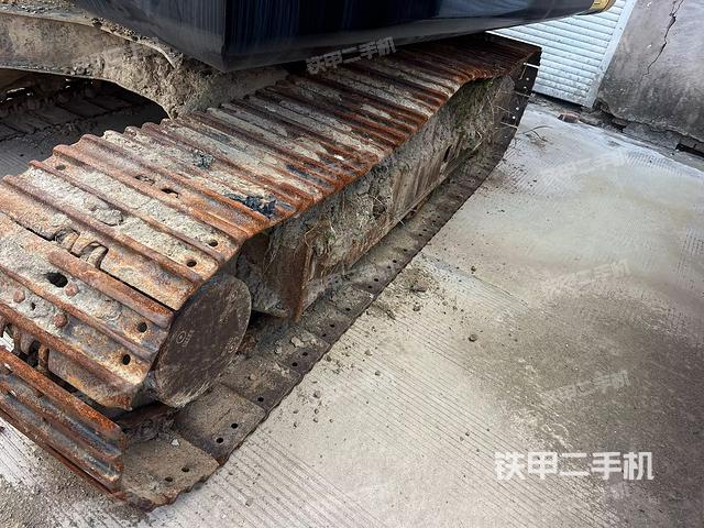 单侧履带整体（整机外观）