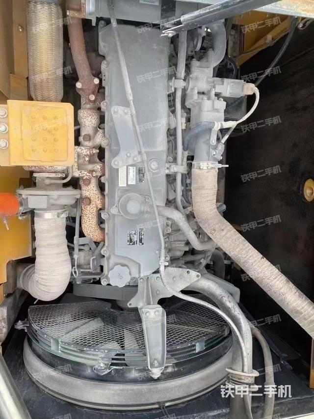 发动机整体俯视(整机外观) 发动机整体俯视(整机外观)