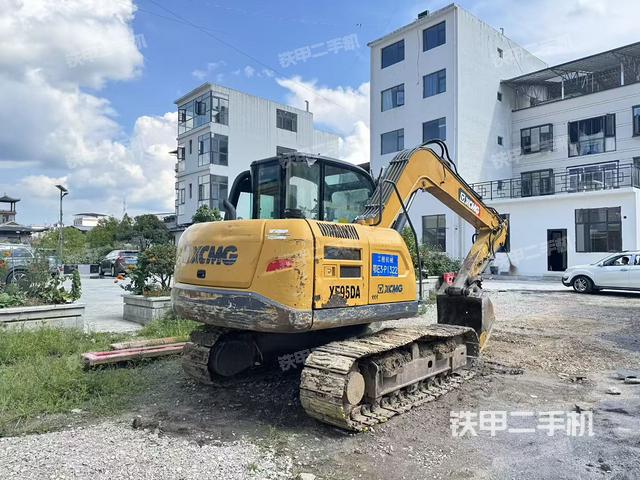 整机右后45°(整机外观) 整机右后45°(整机外观)