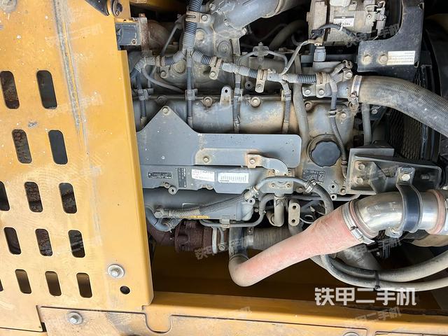 发动机整体俯视（整机外观）