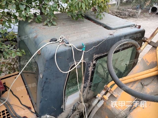 駕駛室頂部俯視（上車部件）