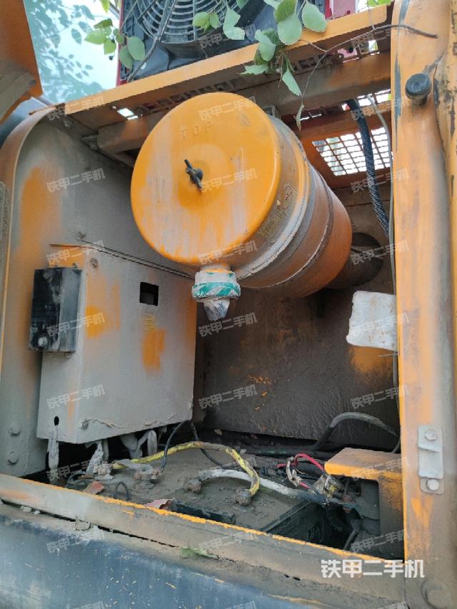 空濾倉整體（大件艙室）