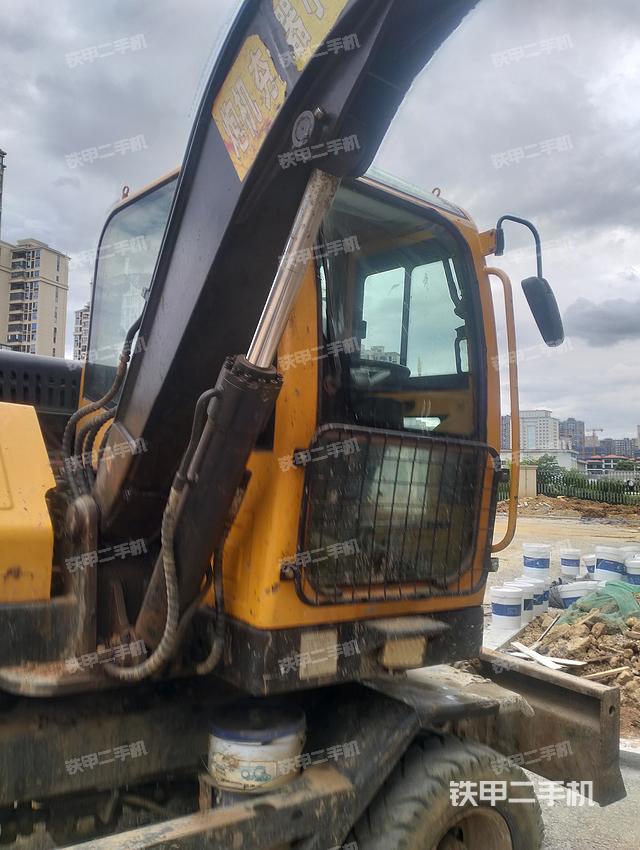 劲工JG75-8挖掘机