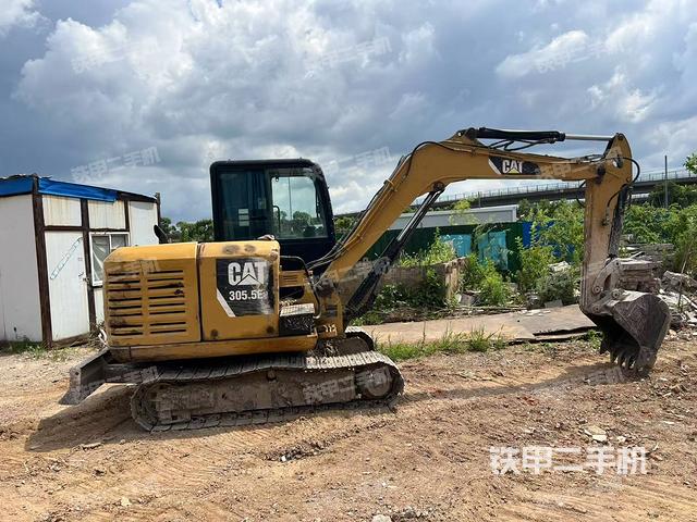 整机右后45°(整机外观) 整机右后45°(整机外观)