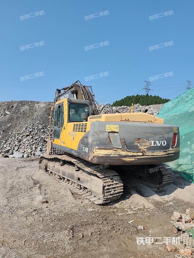 整机右后45°(整机外观) 整机右后45°(整机外观)