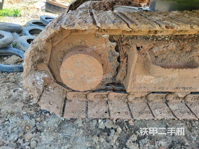 右驅(qū)動(dòng)輪(行走機(jī)構(gòu)) 右驅(qū)動(dòng)輪(行走機(jī)構(gòu))