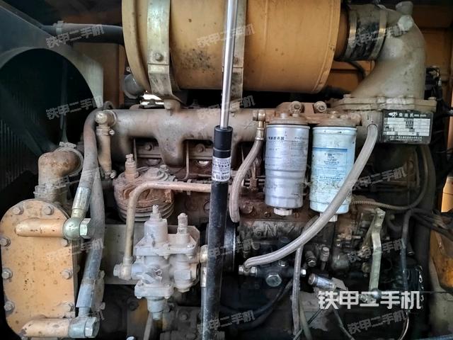 發(fā)動機(jī)左側(cè)(整機(jī)外觀及大件) 發(fā)動機(jī)左側(cè)(整機(jī)外觀及大件)