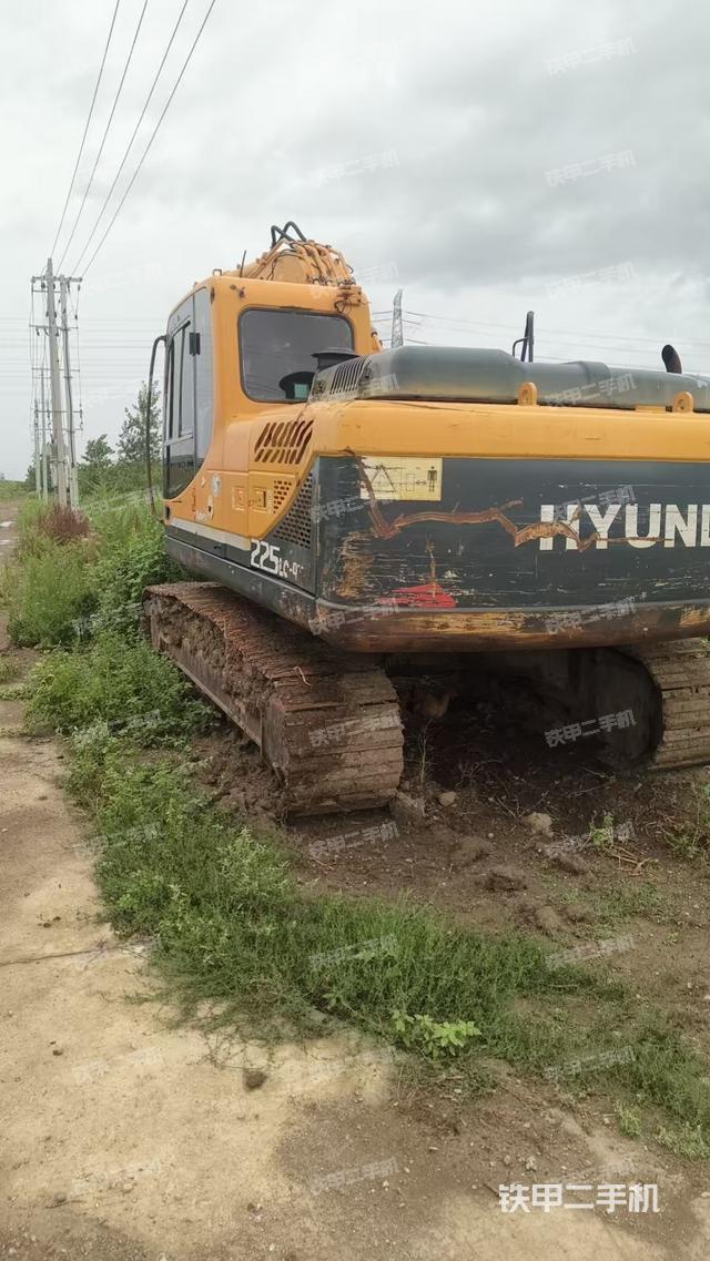 駕駛室頂部俯視(上車部件) 駕駛室頂部俯視(上車部件)