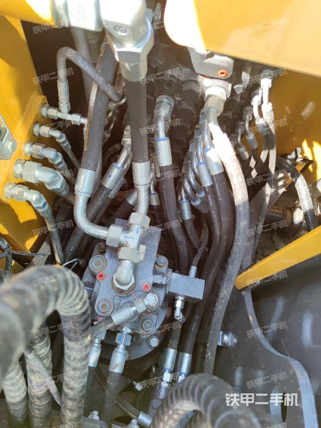 回轉(zhuǎn)馬達(dá)(上車部件) 回轉(zhuǎn)馬達(dá)(上車部件)