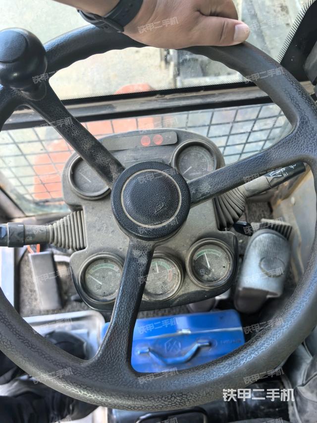 小时表(驾驶室部分) 小时表(驾驶室部分)