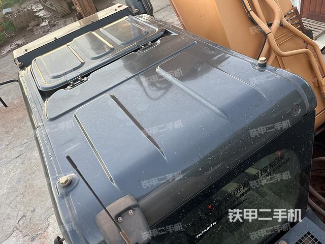 駕駛室頂部（整機(jī)外觀）